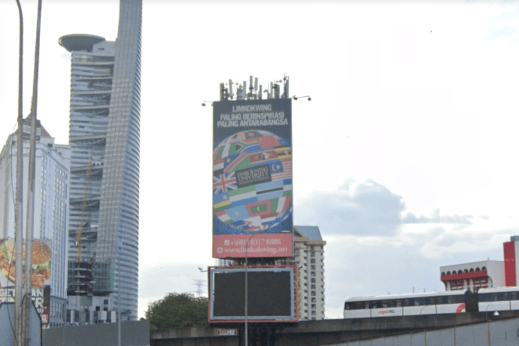 3 Sided Unipole Billboard at Kuil Sri Muthumariamman, Jalan Pantai Baru Off Pantai Dalam, Selangor