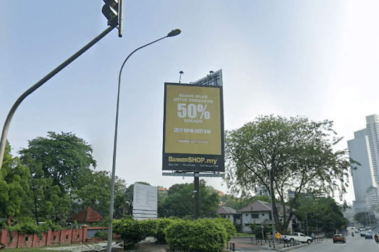 2 Sided Vertical Minipole Billboard at Jalan Travers Off Jalan Bangsar, Kuala Lumpur (near Mercu UEM)