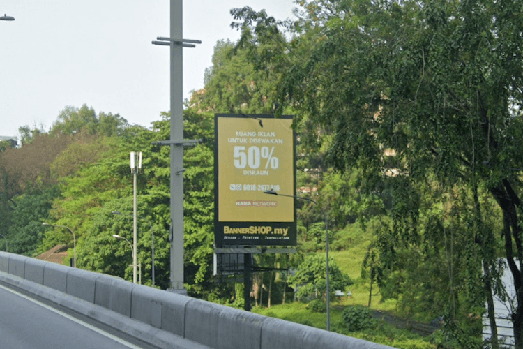 2 Sided Vertical Minipole Billboard at Jalan Travers Off Jalan Bangsar, Kuala Lumpur (near Mercu UEM)