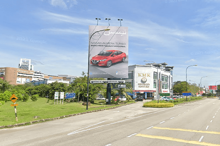 1 Sided Vertical Unipole Billboard at Jalan Tun Ismail, Kuantan, Pahang