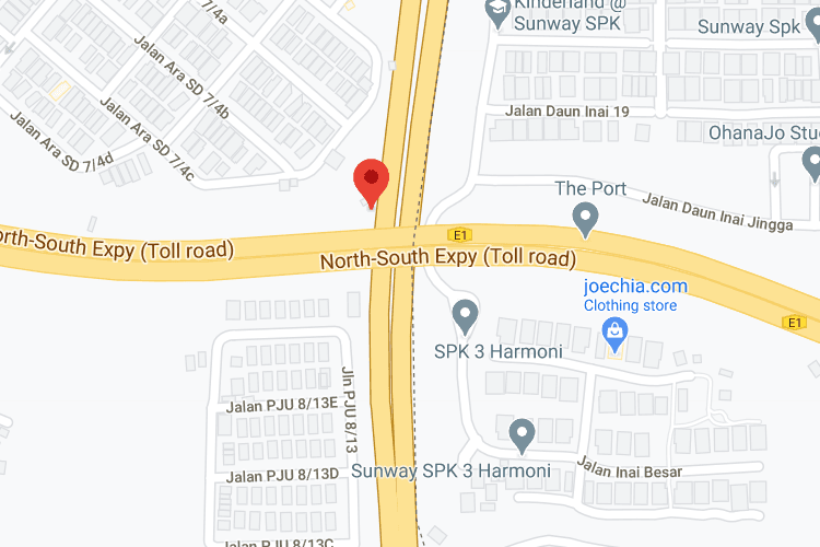 3 Sided Vertical Twinpole Billboard at LDP Highway, Petaling Jaya, Selangor