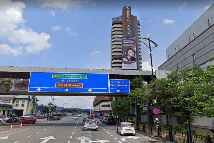 1 Sided Wall-Banner Billboard at Merlin Tower, Jalan Meldrum, Johor