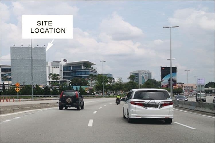 1 Sided Spectacular Billboard at LDP Kampung Sungai Penchala, Selangor