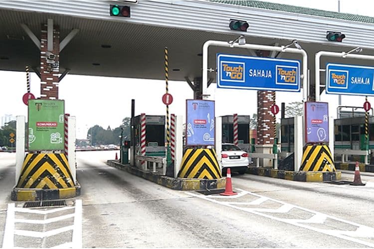 6 Panel Lightbox Billboard at Toll Plaza Kota Damansara, Kota Damansara, Selangor