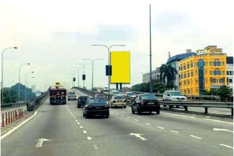 2 Sided Twinpole Billboard at MRR2 / Jalan Bunga Raya, Selangor