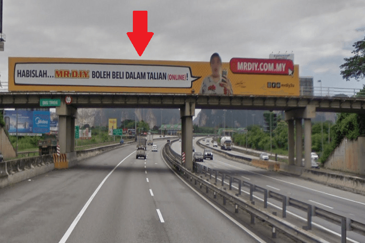 1 Sided Overhead Bridge Billboard at KM279.40 at Jalan Hospital / Jalan Ghazali near Greentown Mall (B), Perak