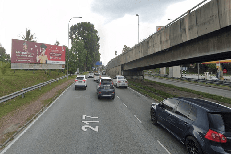 1 Sided Free Standing Billboard at Jalan Kinrara 5, Puchong, Selangor