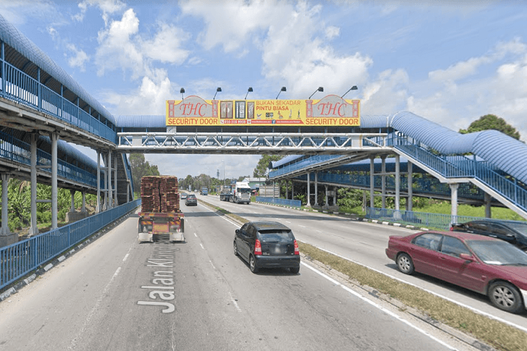 1 Sided Overhead Bridge Billboard at Jalan Klang Banting, Telok Panglima Garang, Selangor (near SK Sijangkang Jaya, towards Telok Panglima Garang)