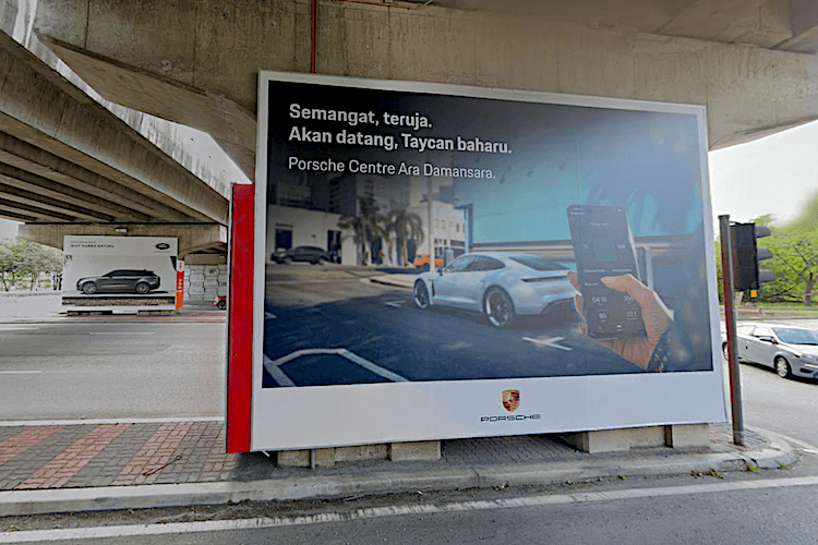 2 Panel Lightbox Billboard at Jalan Lapangan Terbang Subang Underpass (turning into Ara Damansara / near to Oasis Square and Citta Mall), Selangor