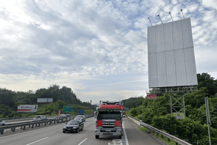2 Sided Vertical Unipole Billboard at North-South Expressway KM433, Rawang, Selangor (near Sungai Buaya interchange)