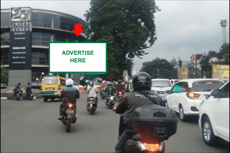 1 Panel Horizontal Videotron Billboard at Entrance Gate Paskal Hypersquare Jl. Pasir Kaliki, Bandung, Jawa Barat 