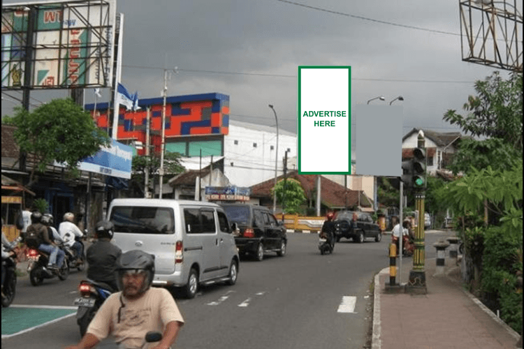 1 Panel Vertical Static Billboard at Jl. Pasar Kembang Jlagran, Yogyakarta, Daerah Istimewa Yogyakarta 