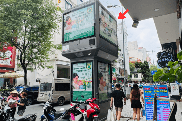 8 Sided Vertical E-tower Panel Billboard at 151 Ly Tu Trong, Ben Thanh Ward, Ho Chi Minh City