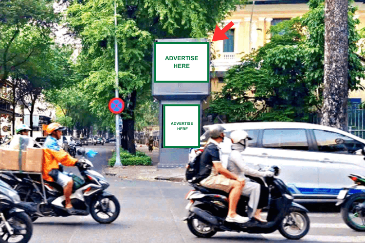 8 Sided Vertical E-tower Panel Billboard at 62 Ly Tu Trong, Ben Thanh Ward, Ho Chi Minh City (Ho Chi Minh City People's Court)