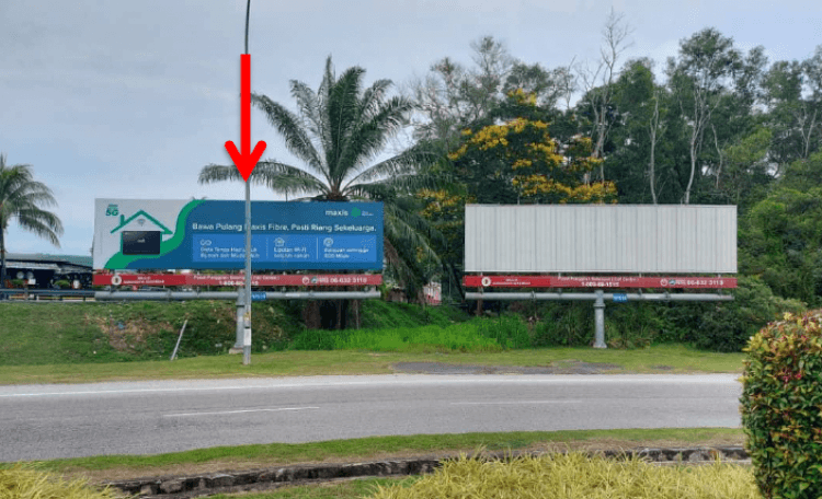 1 Panel Free Standing Billboard at Persiaran Utama, Nilai, Negeri Sembilan (roundabout Persimpangan Jalan BBN 1/1)