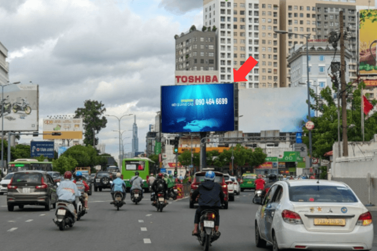 1 bảng quảng cáo pano LED Unipole ngang Tri-LED tại đường Hoàng Văn Thụ, phường Đức Nhuận, TP. Hồ Chí Minh (Đảo Cỏ – giao lộ Nguyễn Văn Trỗi và Hoàng Văn Thụ)