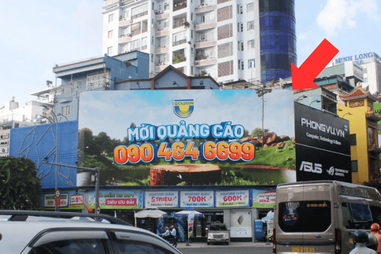 1 Sided Horizontal LED Screen Billboard at 264 Nguyen Thi Minh Khai, Ban Co, Ho Chi Minh City (Phong Vu Showroom)