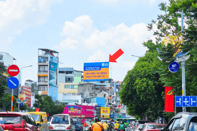 1 biển quảng cáo Pano ốp tường ngang tại 202 Thành Thái, Hòa Hưng, Thành phố Hồ Chí Minh (Ngã tư Thành Thái - Tô Hiến Thành)