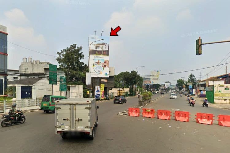 Vertical Static Billboard at Jl. Raya Kopo, Bandung, Jawa Barat (nearby Kopo 1 Toll Gate) - Day View
