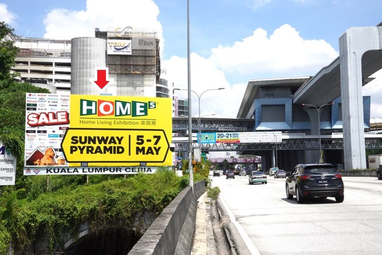 1 Sided Horizontal Spectacular Billboard at CKE / Lebuhraya Cheras Kajang, Kuala Lumpur (near Cheras Sentral Mall)